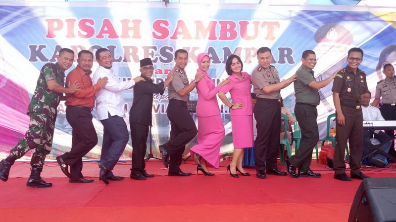 Pisah Sambut Kapolres Kampar Dihadiri Ribuan Undangan